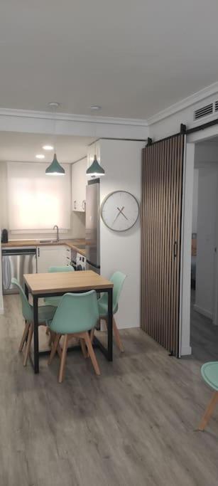 דירות אורופסה דל מר Marina Golden Choice - Piso Nuevo A 350M Playa מראה חיצוני תמונה